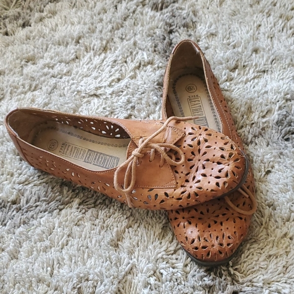 the Leather Collection Shoes - Vintage The Leather Collection flats